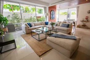 380sq mts, 2 stories Apt, Private Pool, CapCana - Image 2