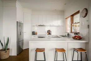 Centenary Heights - Image 2