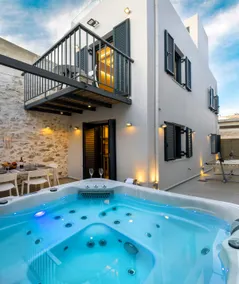 VaSan Suite - Luxury Old Town House with Private Jacuzzi - Image 5