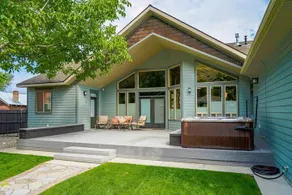 Wunder House - Gorgeous! Sleeps 14 w/ Hot Tub - Image 4