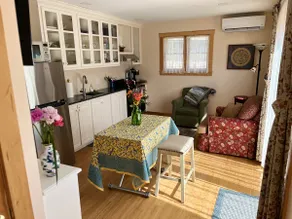 Peaceful Suite - Hiking, Beach, Nature - Image 3