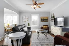 Cheerful 3-bedroom bungalow on Prospect! - Image 4