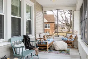 Cheerful 3-bedroom bungalow on Prospect! - Image 2