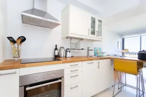 Vacker designer duplex med utsikt över havet och poolen. - Image 3