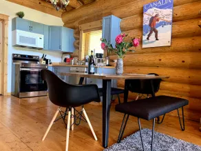 Kicking Horse Bothy in the heart of the Rockies - Image 4