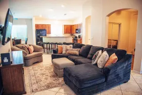 Cute, Clean, Comfy & Community (Amenities!) - Image 4