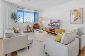 Comfortable apartment close to the beach - Image 2
