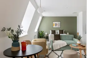 Studio Apartment at Cove Minshull Street - Image 4