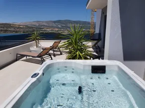 Luxury Villa SunStone top roof hot tub heated pool - Image 3