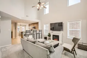 Entire Home in Denton. Spacious Stylish Profession - Image 2