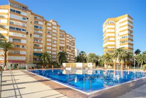 Leaning Tower/studio with pool and ocean views - Image 3