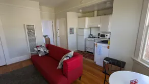 Sunny 1BR in Gorgeous Berkeley Victorian - Image 2