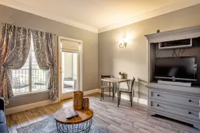 7:Beautiful Condo at the Lake in a Resort! - Image 3
