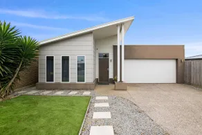 Great Location, Indoor Gas Fire, Walk to Shops - Image 5