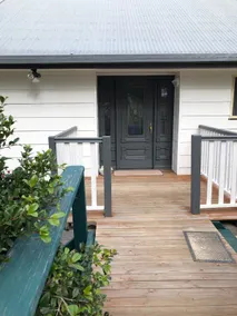 Ten Twenty One -your home away from home sleeps 10 - Image 3