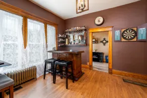 Spacious Downtown Historic Home -Pet Friendly! - Image 5
