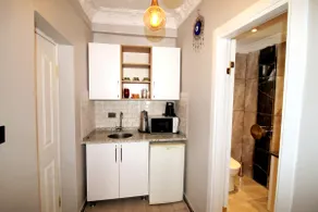 Charming & Glamorous 1Bedroom Apart in City Center - Image 5