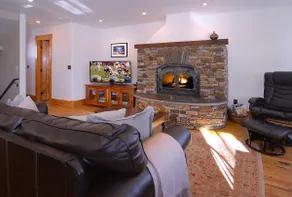 Come enjoy CB! This is the perfect spot you! - Image 2