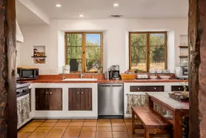 Olive House - tranquil retreat on an olive farm - Image 3