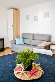 Apartment on the beach - Image 4