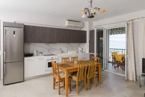 Punda 4 Seasons -2 bedrooms seaview apartment #5 - Image 5