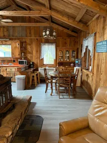 Cozy Lakefront Cabin close to Acadia National Park - Image 4