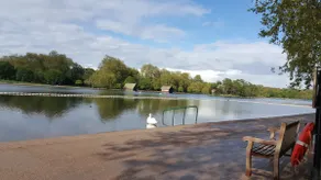 London Haven : Central, Scenic, and Spotless - Image 5