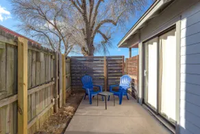 The Cozy Hideaway House - Image 4