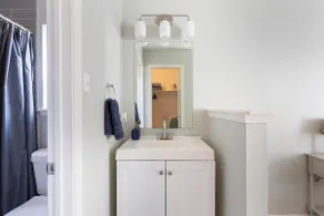 The Cozy Hideaway House - Image 2