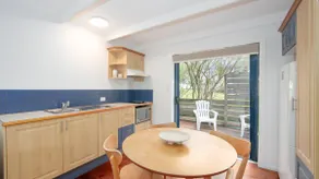Coastal 1 - Coast Yamba - Adults only - Image 4