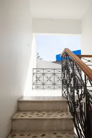 Centrally located villa, ideal for your group. - Image 2