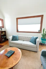 2BR Historic Home in Dtwn Urbana: 2 Thumbs Up! - Image 4