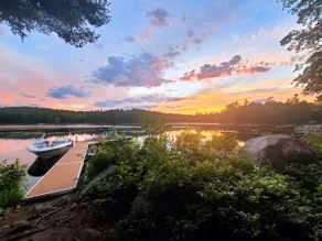 The Chalet~ 4 bed Lakefront Family Vacation - Image 5