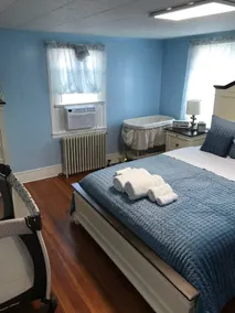 Newly Renovated near Lake Wallanpaupack Sleeps 4-8 - Image 5