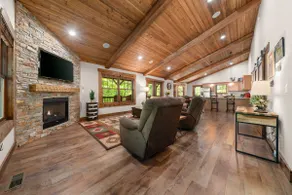 Asheville Country Cabins - Image 4