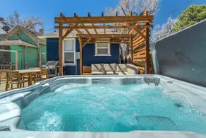 Downtown | Hot Tub | Big Backyard | Pet Friendly - Image 5