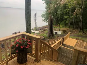 Cheerful 2-bedroom cottage on Oneida Lake. - Image 2