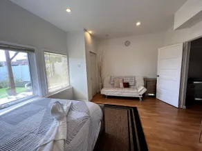 Spacious Hilltop Suite + Ocean View - Image 4