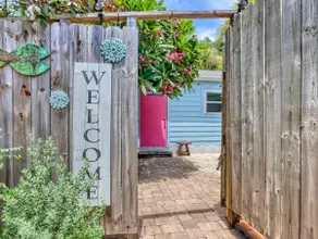 Private space near the beach. - Image 2