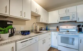 Two Bedroom with Balcony - Image 2