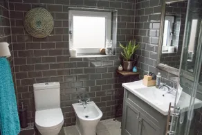 Limerick CITY 3KingBed2bath B&B - Image 3