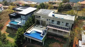 Casa da Borda Infinita in Itaipava / RJ - Image 3