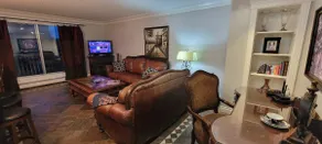 Classy Cozy 2Bed, Pool, Gym & UG Parking - Image 2