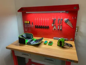 Entire Silverton home w/ garage & bike tools! - Image 4