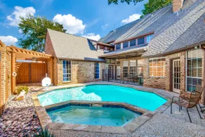 Pool, Hot Tub, Theater Room, & Game Room! - Image 3