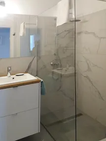 GREAT LOCATION!! - Image 4