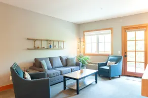 The Suites on Main - Image 2
