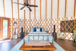 Stylish Yurt - Image 5