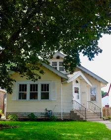 Entire Home | Fenced Yard | Fast Wi-Fi | Quiet - Image 2