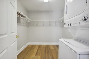 Entire Apartment - No Cleaning Fees! - Image 4